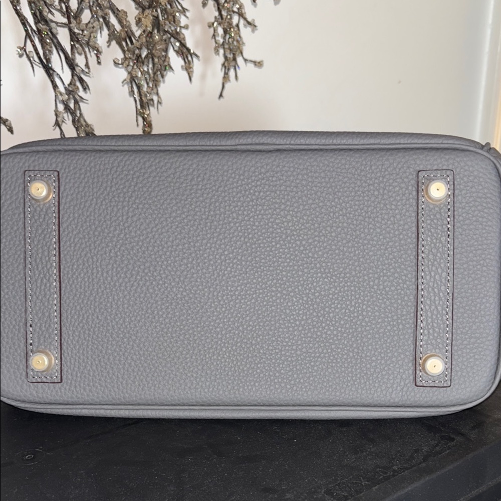 Chic Gray Leather Satchel - Picture 3 of 5